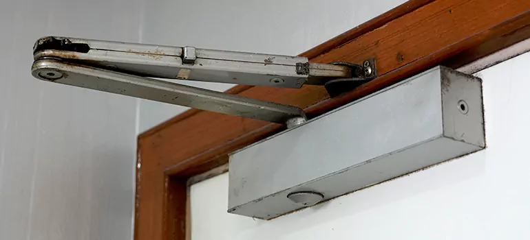 Door Closer Setup in Florida Ridge, FL