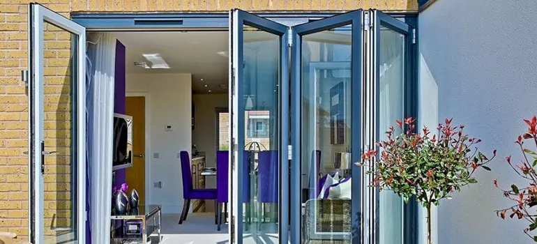 Bifold Door Repairs Near Me in Florida Ridge, FL